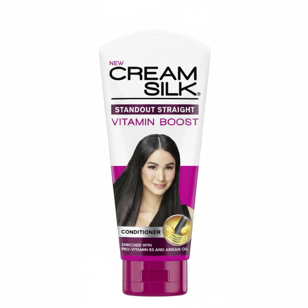 Cream Silk Standout Straight Vitamin Boost conditioner bottle on a white background